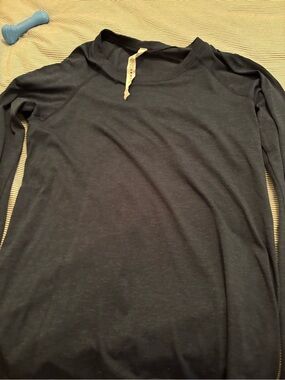 Long Sleeve Crewneck Top in Dark Navy swiftly tech
